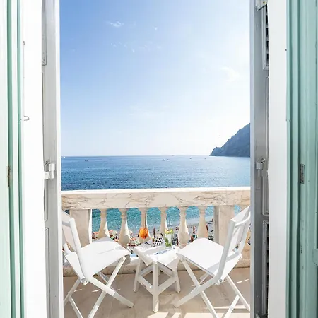 The Dream 1 Apartment *